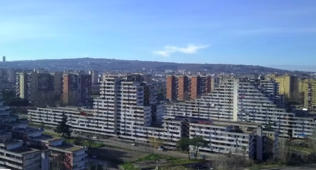 Documentaire 24 reporter : Scampia veut oublier la mafia